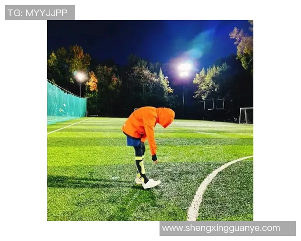 足球明星卧室壁纸图片精选打造你的个性空间与运动热情的完美结合 足球明星卧室壁纸图片精选打造你的个性空间与运动热情的完美结合