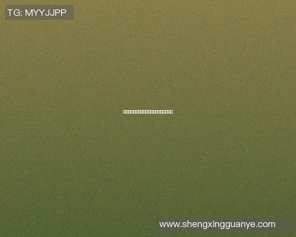 红衣足球明星闪耀赛场魅力无限引领潮流风尚 红衣足球明星闪耀赛场魅力无限引领潮流风尚