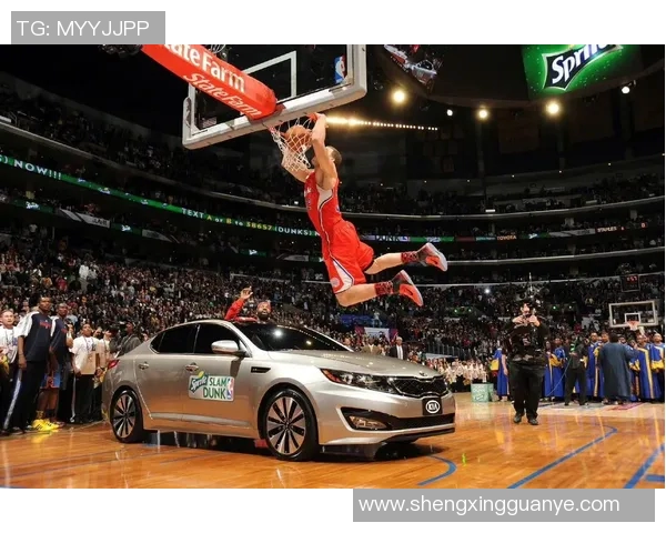 篮球明星扣篮瞬间的精彩瞬间与背后故事揭秘