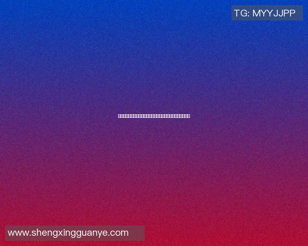 篮球明星在比赛中展现惊人力量意外将篮球框打碎引发全场轰动
